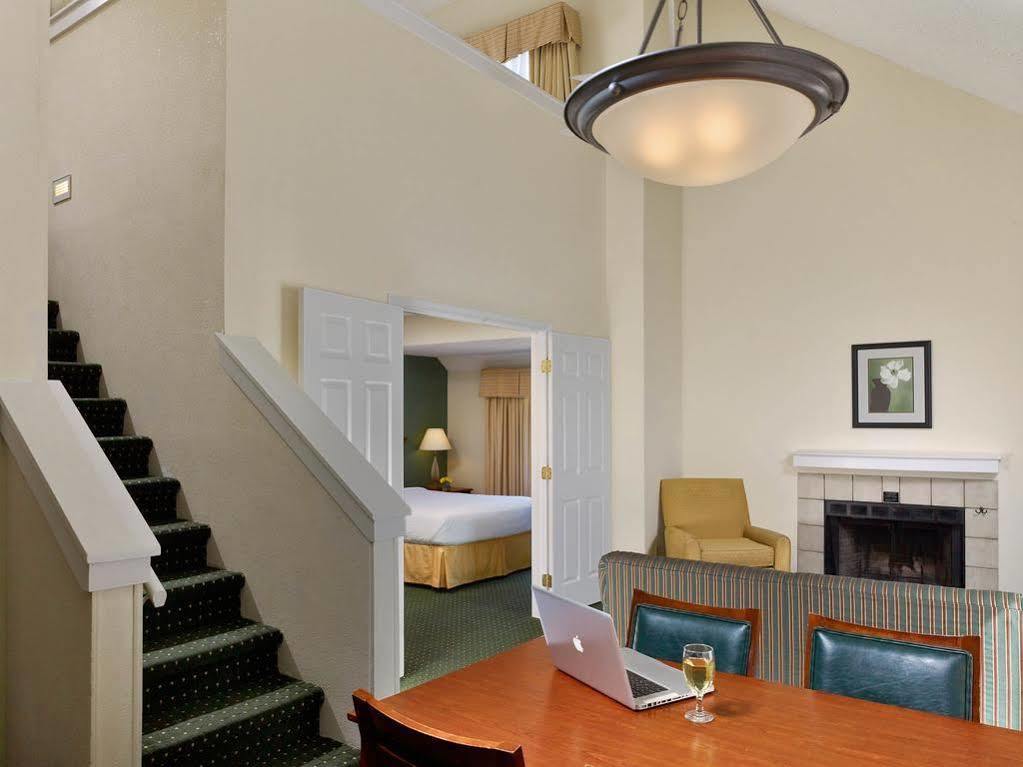 Sonesta Simply Suites Cleveland Westlake Exterior foto